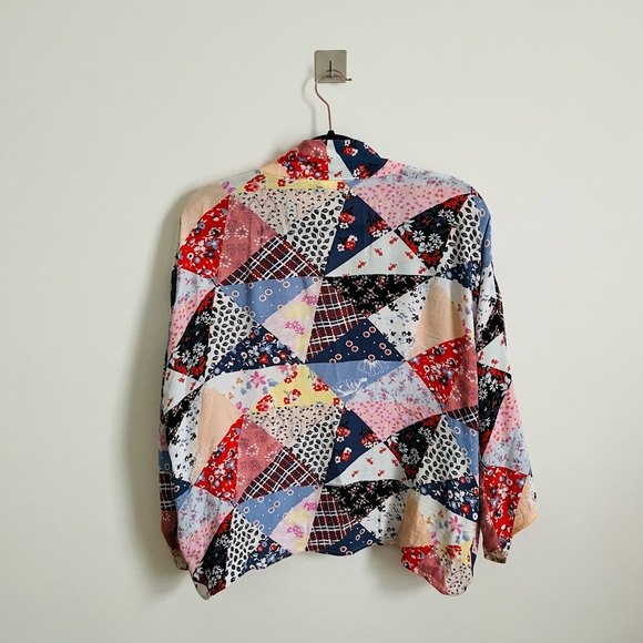 Multi-patch print kimono top - Picture 4 of 5